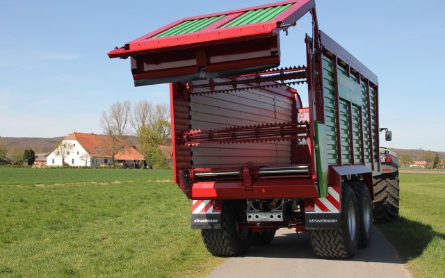 Giga-Trailer, Heckklappe 2 