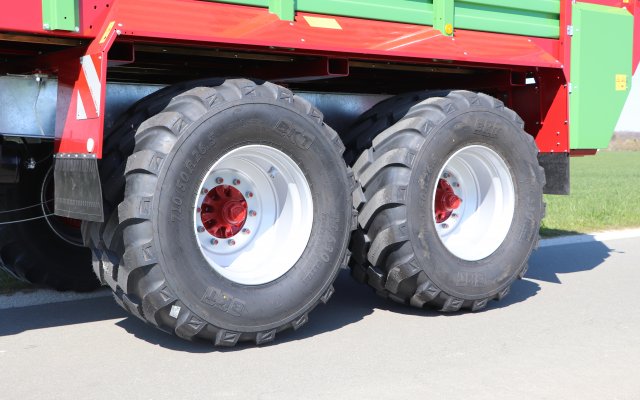 Giga-Trailer, Tandem-Boogie-Achse